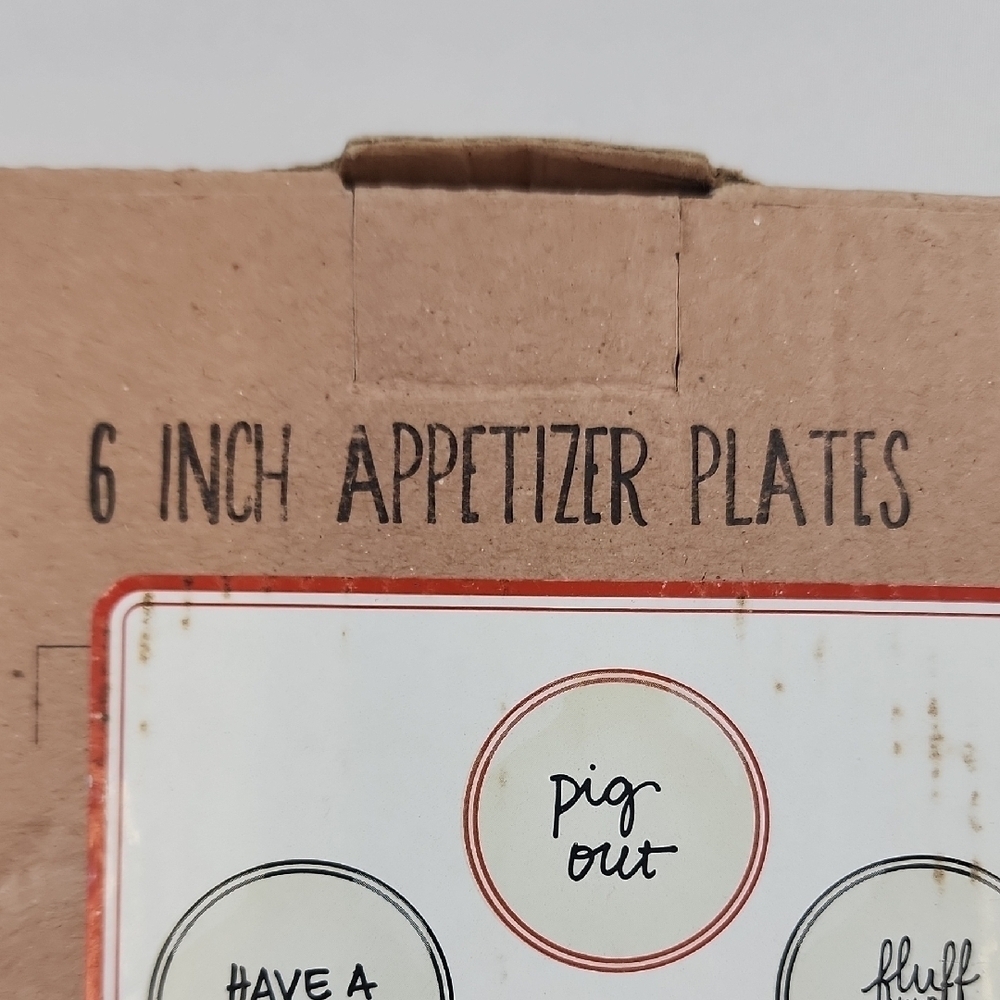 Formation Brands White Red Set Of 4x Appetizer Plates Black Text "Pig Out" NWT - Picture 2 of 8